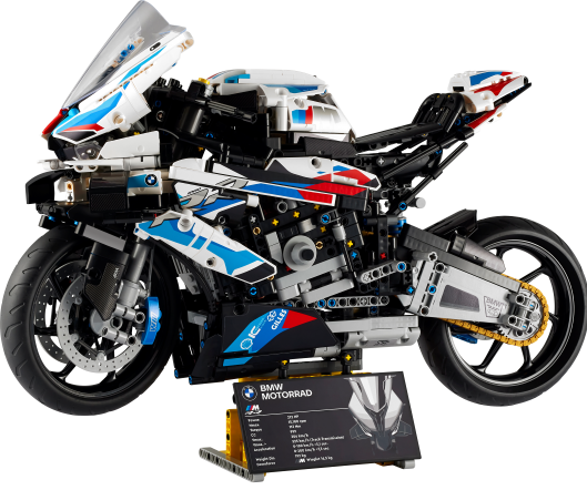 流通店限定商品 42130 BMW M1000 RR が1/1(土)から全国のレゴ®ストアに